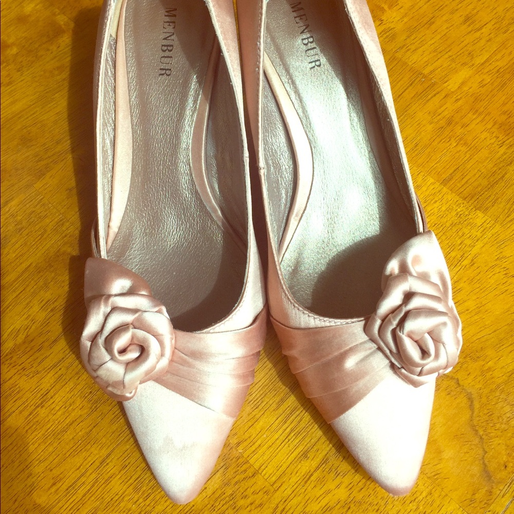 Light Pink Satin Heels, size 38 (8)